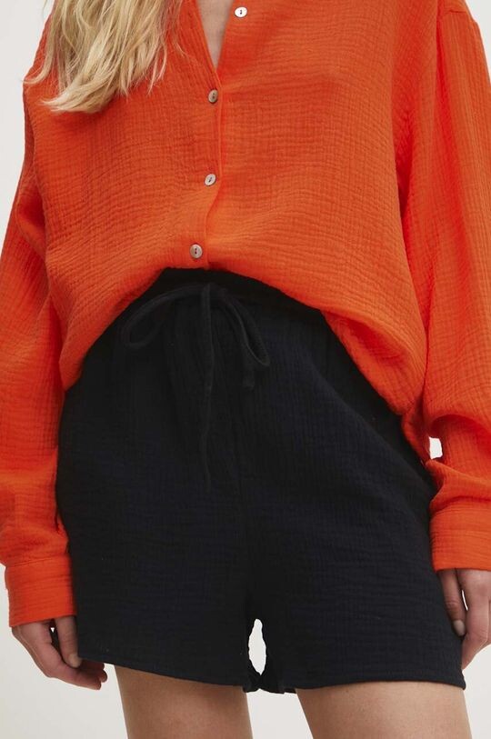

Хлопковые шорты Answear Lab, черный