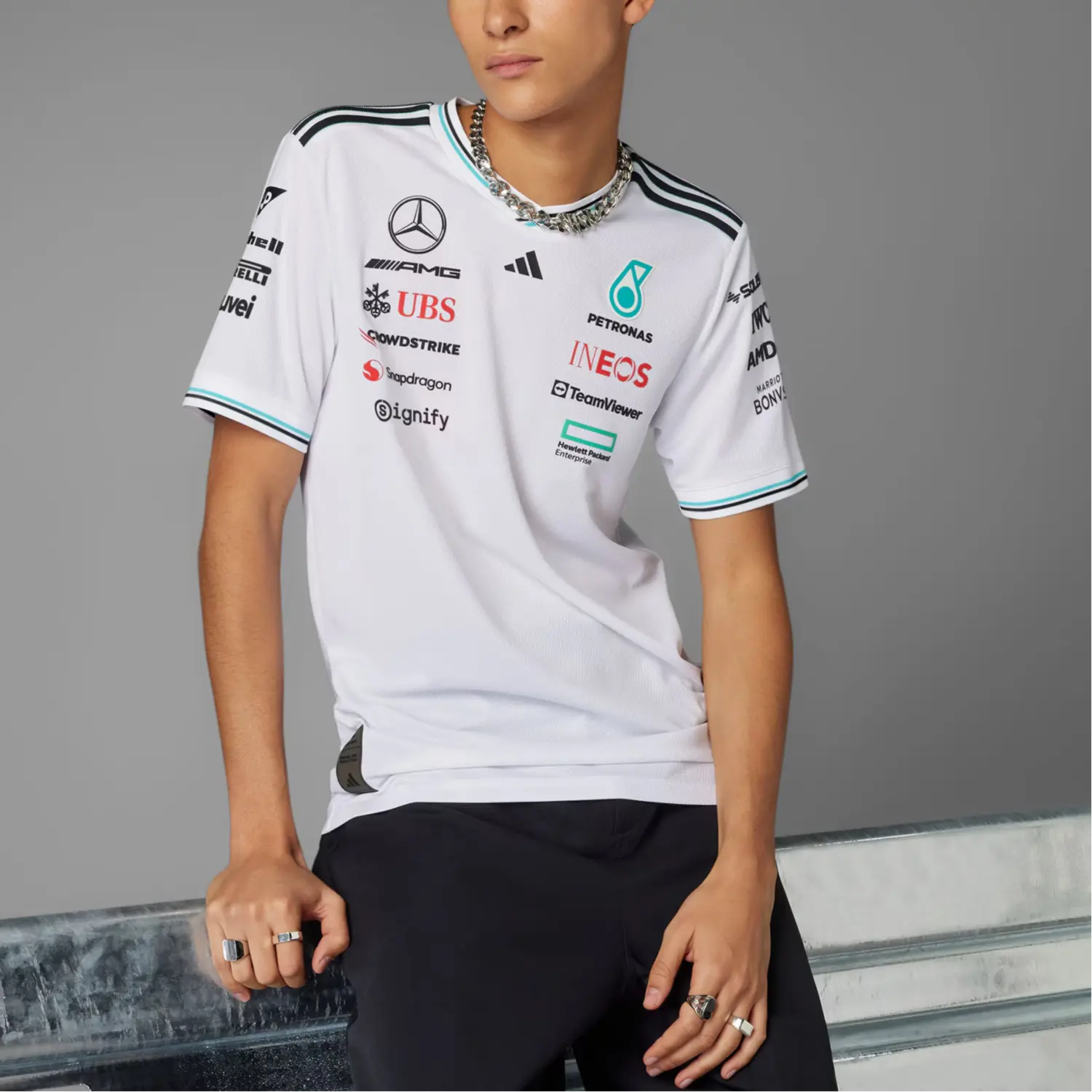 Футболка Mercedes Amg Petronas Formula One Team Driver Authentic Adidas, белый/черный — фото 3