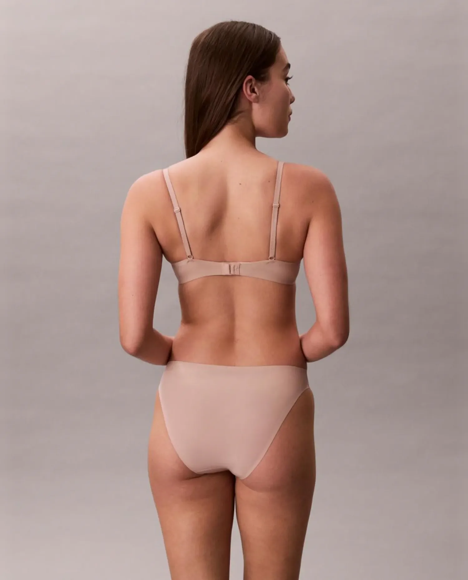 Бюстгальтер с косточкой без предварительной формовки PERFECTLY FIT ULTRALIGHT Calvin Klein, Natural — фото 4