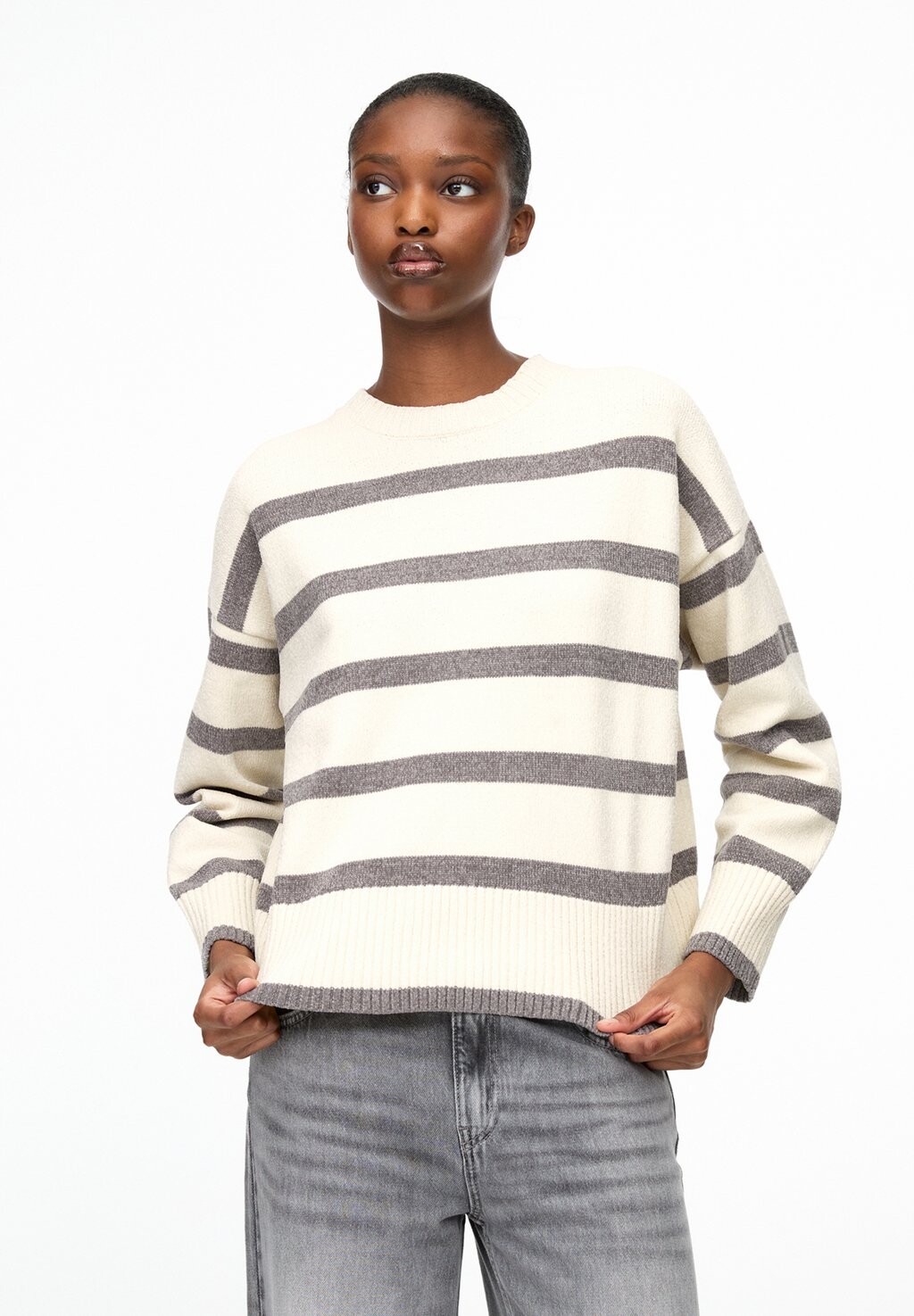 

Джемпер CHENILLE PULL&BEAR, серый