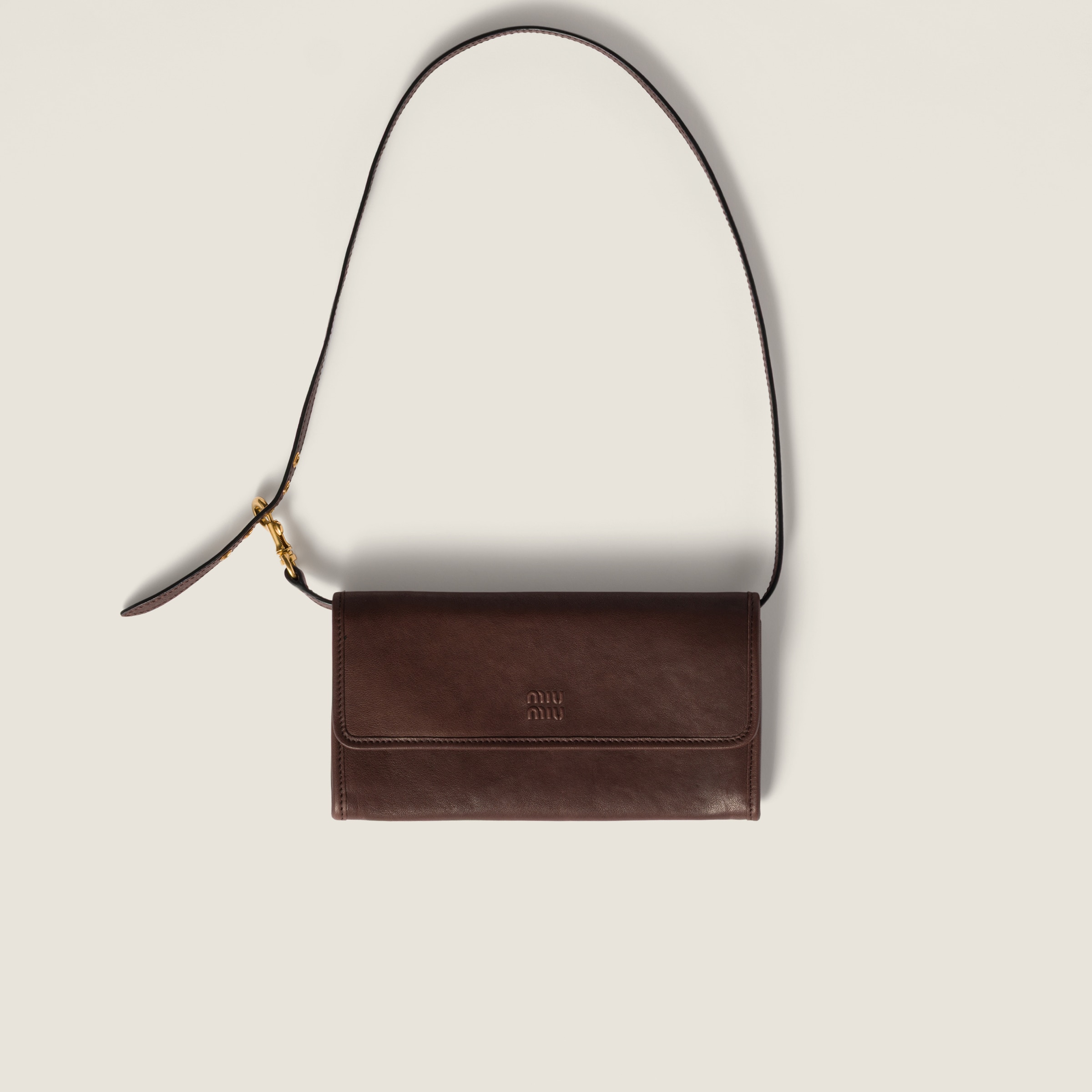 

Кошелек из наппы с плечевым ремешком MIU MIU, брайервуд