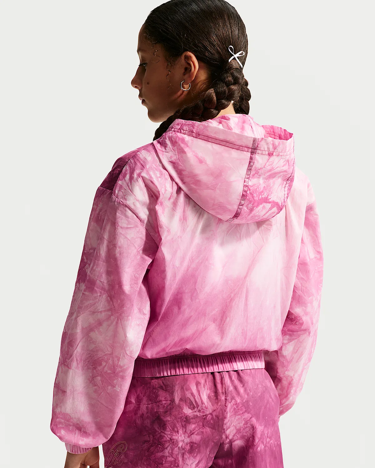 Детская ветровка Nike Sportswear Club, Sweet Beet/Soft Pearl — фото 2