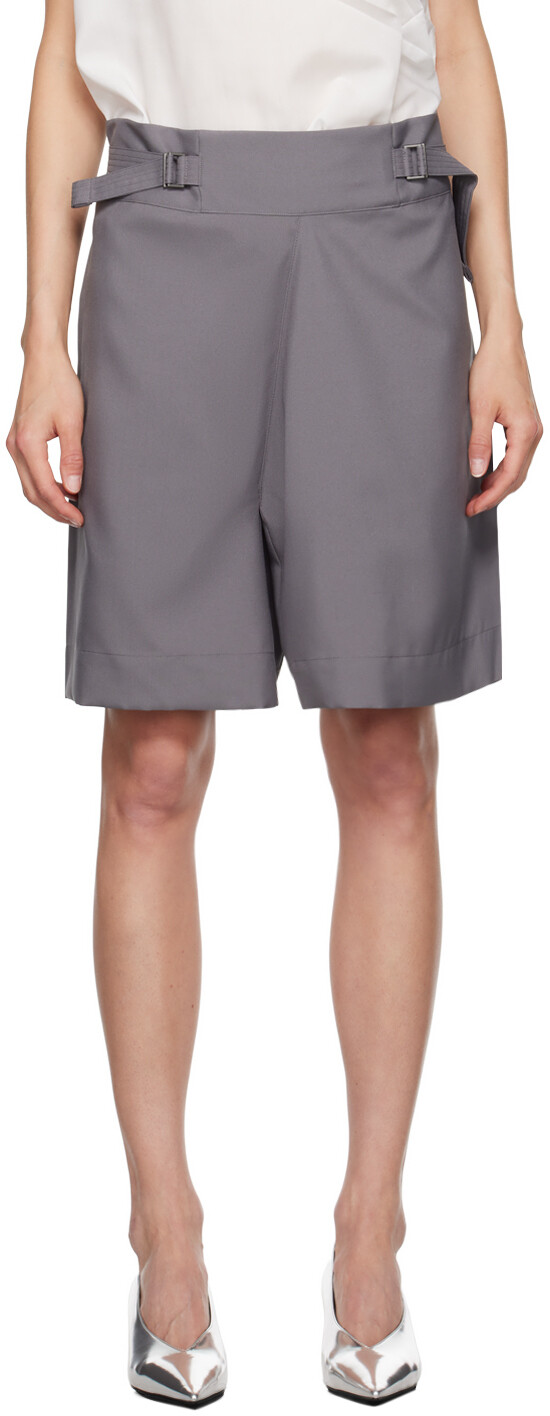 

Шорты на плоской подошве 132 5. ISSEY MIYAKE