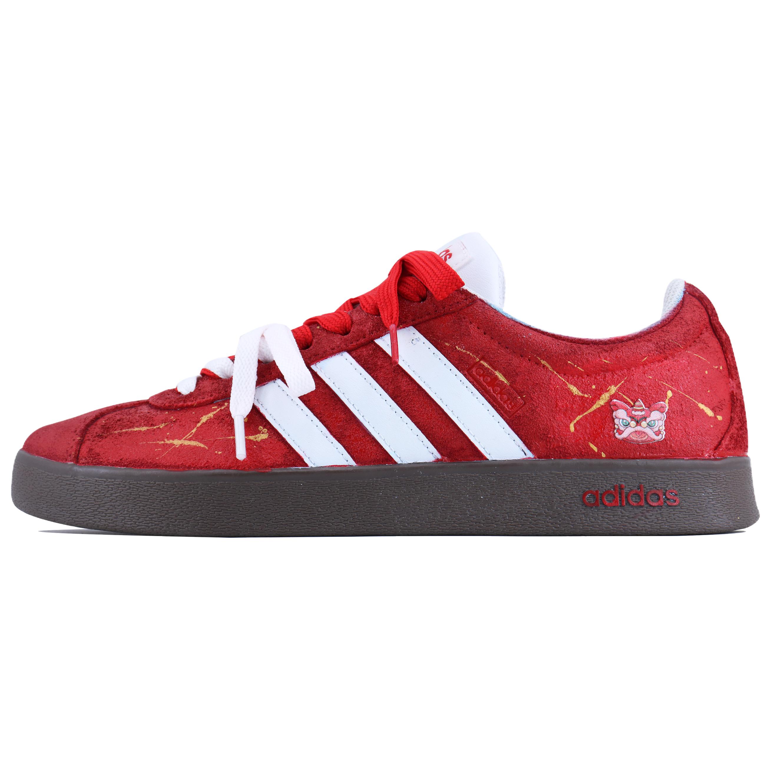 

Низкие скейтерские кроссовки VL Court 2.0 унисекс с золотым Adidas, Crimson золотой красный