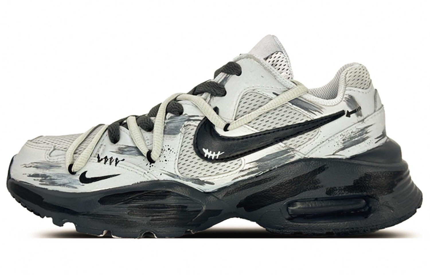 

Кроссовки Air Max Fusion женские с низким верхом серые Nike