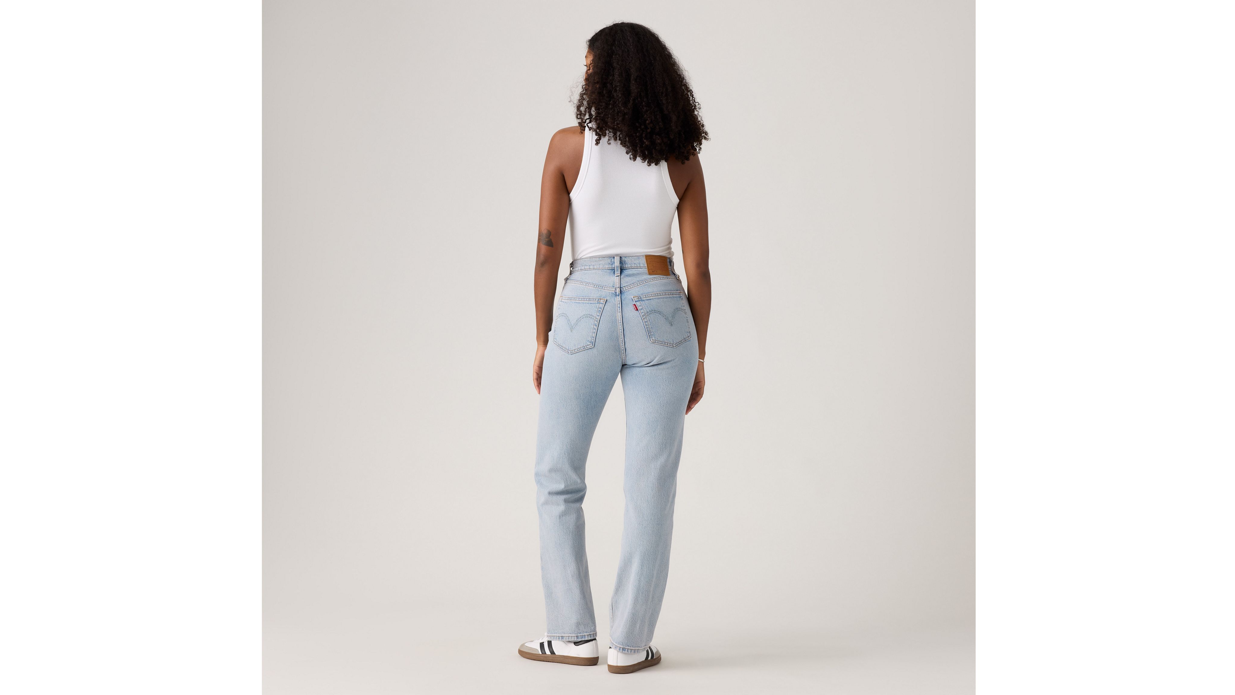 Женские джинсы 501 Curve Levi's, Laugh And Lie - Light Wash — фото 3