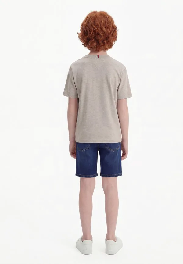 Базовая футболка с вышивкой флага и круглым вырезом. Tommy Hilfiger, Mid Grey Heather — фото 2