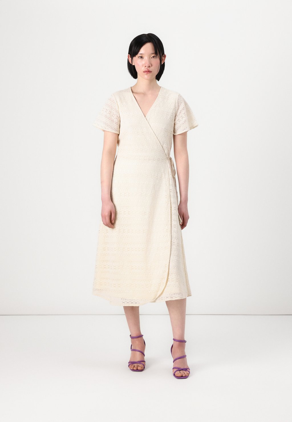 

Повседневное платье VICHIKKA MIDI WRAP DRESS VILA, кремовый