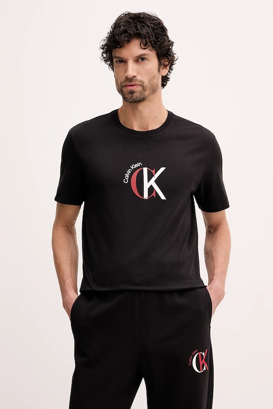 

Хлопковая футболка Calvin Klein Jeans, черный