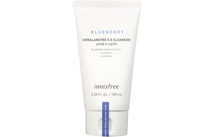 

Innisfree Yueshifengyin Blueberry Balance с мягким кисловатым вкусом очищающее средство успокаивающее увлажняющее очищение 100мл*3