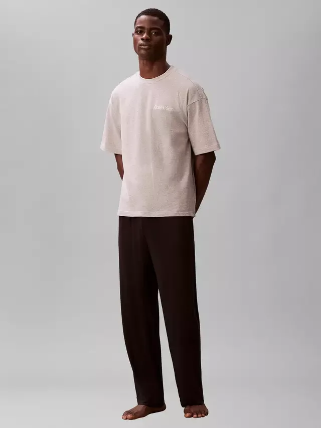 Хлопковая футболка с круглым вырезом, серая, средняя Calvin Klein — фото 2