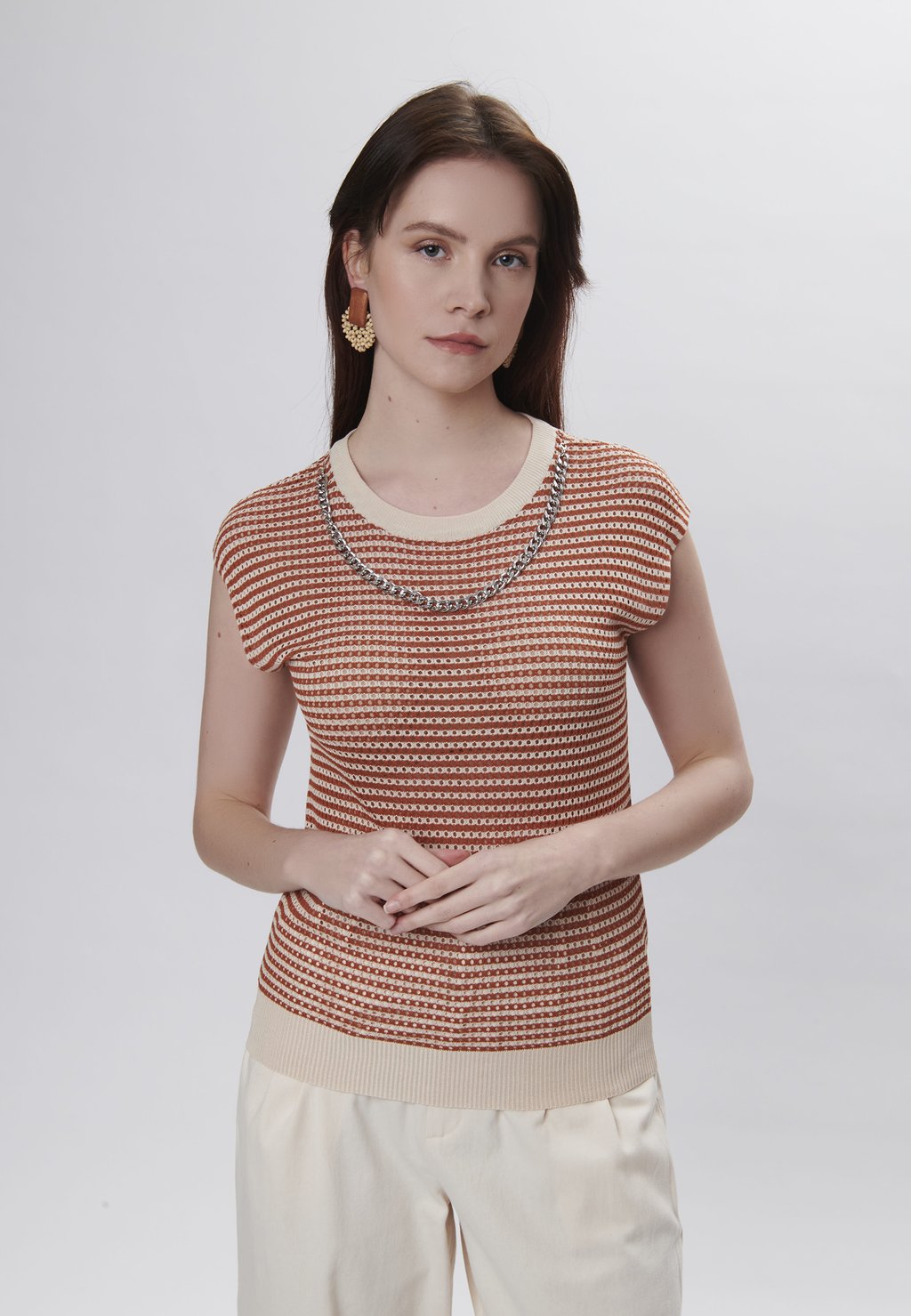 

Футболка с принтом STRIPED INFLUENCER, коричневый