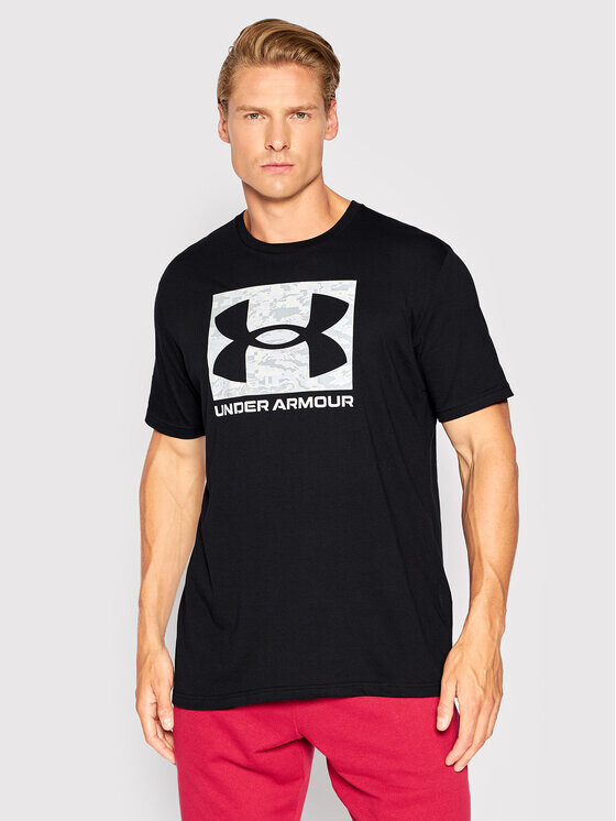 

Футболка свободного кроя Under Armour, черный