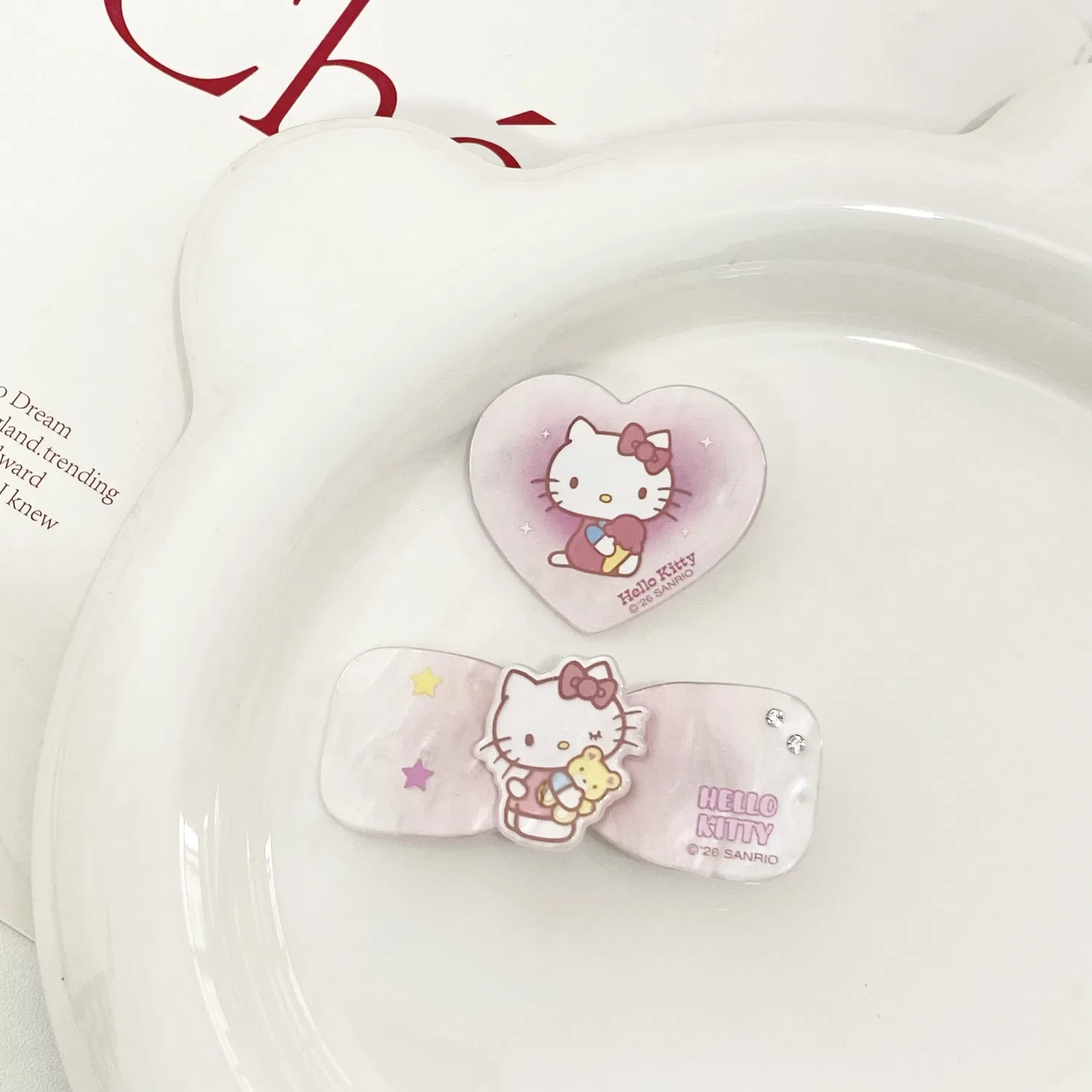 Заколки для волос Hello Kitty Sanrio акриловые — фото 3