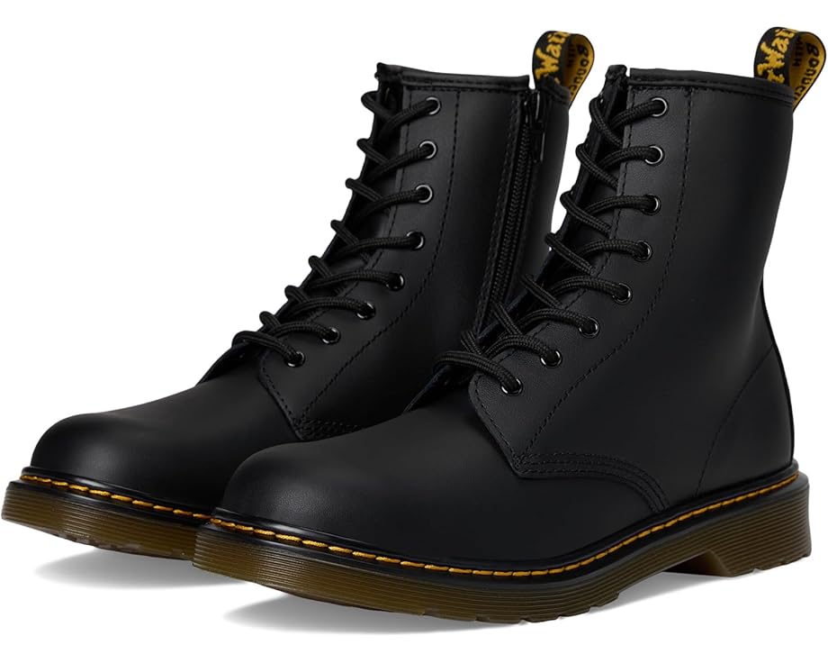 

Ботинки Dr. Martens Kid's Collection 1460 Youth Lace Up Fashion Boot, цвет Black Softy
