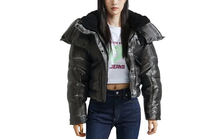 Calvin Klein Пуховик женский Can Gray
