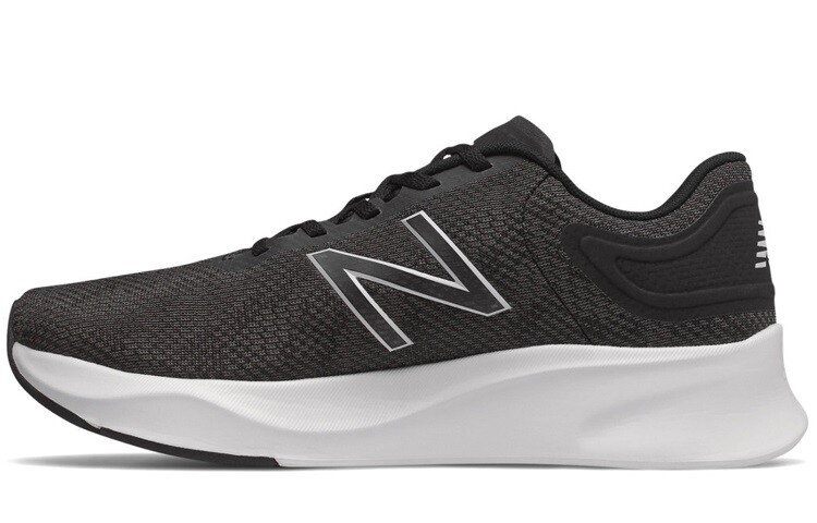

Кроссовки New Balance Мужчины