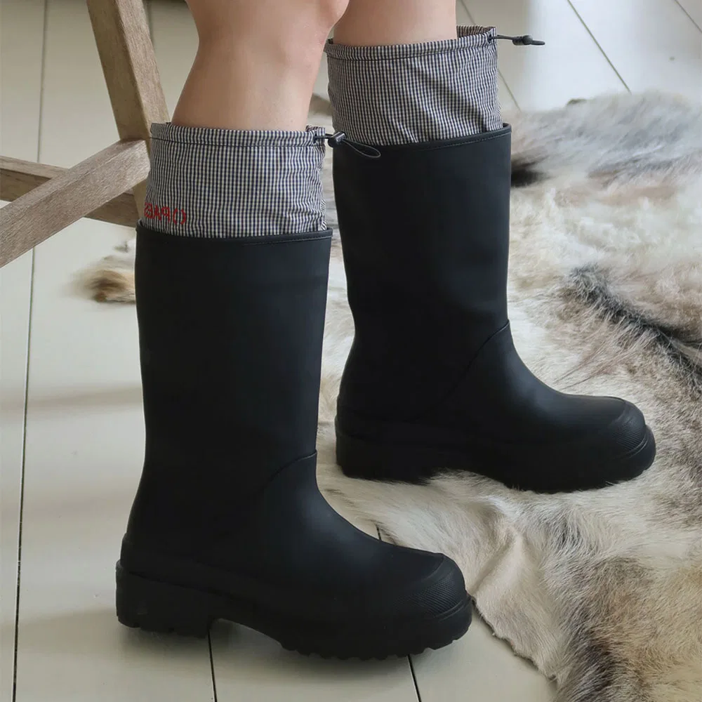 Мужские резиновые сапоги Two Way Rain Boots в чёрную клетку от Paes — фото 4