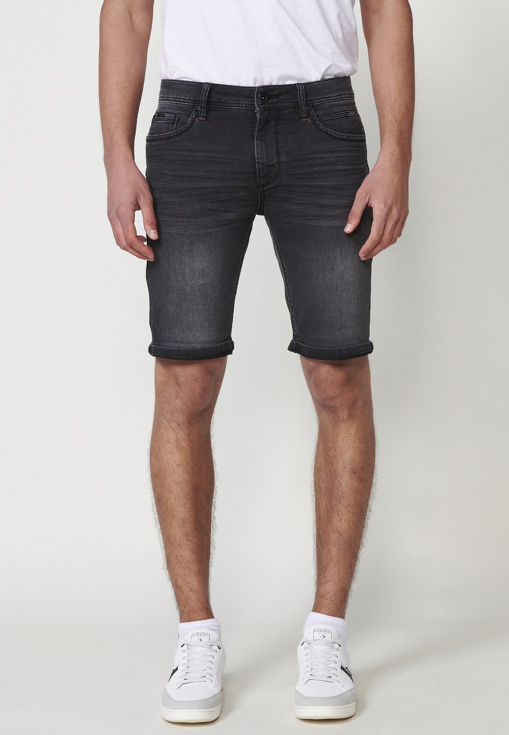 

Джинсовые шорты REGULAR BERMUDA WITH POCKETS Koroshi, черный