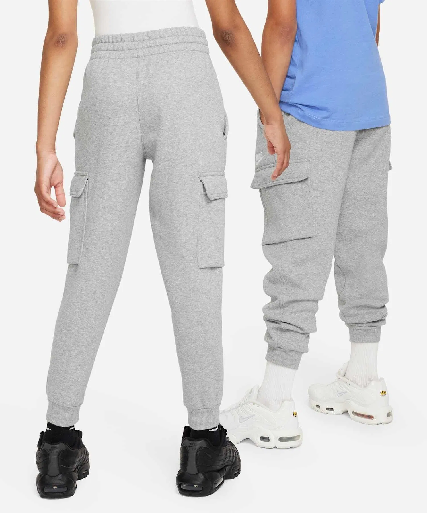 Детские флисовые брюки-карго Nike Sportswear Club / Детские флисовые брюки-карго Nike Sportswear Club FD3012-063 темно-серый меланж — фото 2