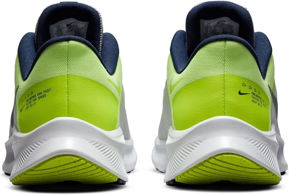 

Мужские кроссовки для бега NIKE Quest 4, Photon Dust Midnight Navy 003