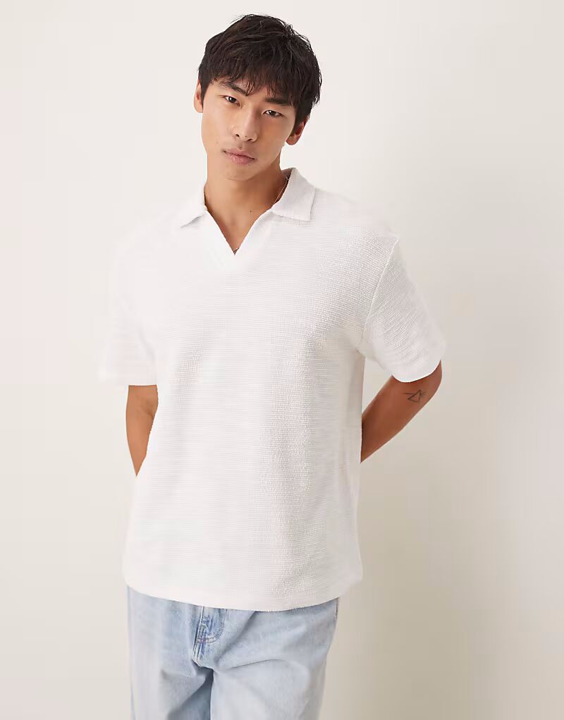 

Свободное поло Revere из белой фактурной ткани Asos Design