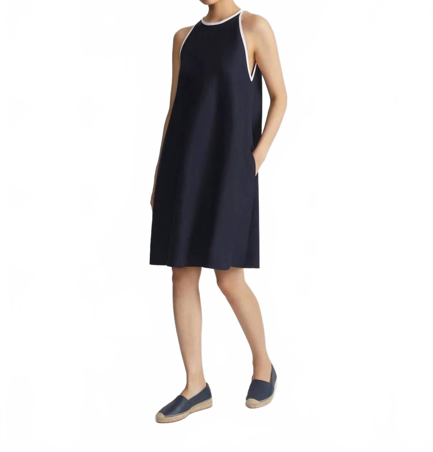 

Льняное платье-маятник с контрастными вставками в цвете Ink Lafayette 148, Ink