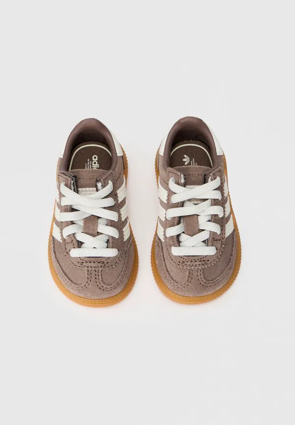 Игровые кроссовки handball spezial cf el i baby shoes Adidas Originals, Earth Strata/Off White/Gum — фото 4