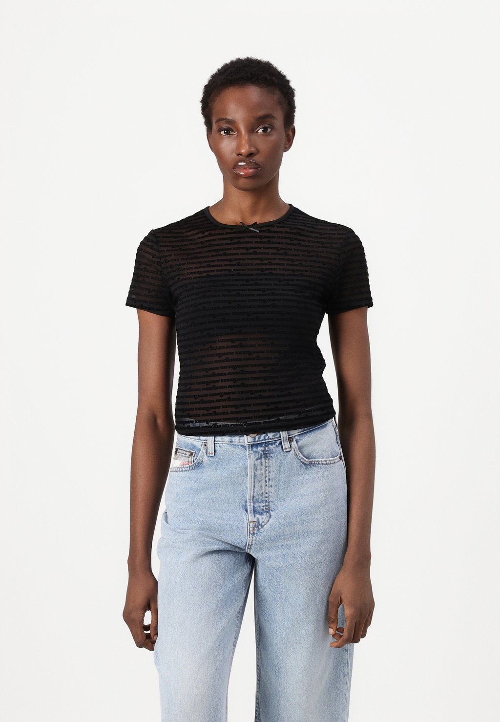 

Футболка с принтом SLIM SCRIPT Tommy Jeans, черный