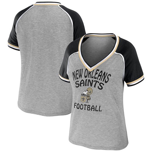 

Женская футболка New Orleans Saints с V-вырезом и укороченным рукавом реглан в цвете heather gray Wear By Erin Andrews