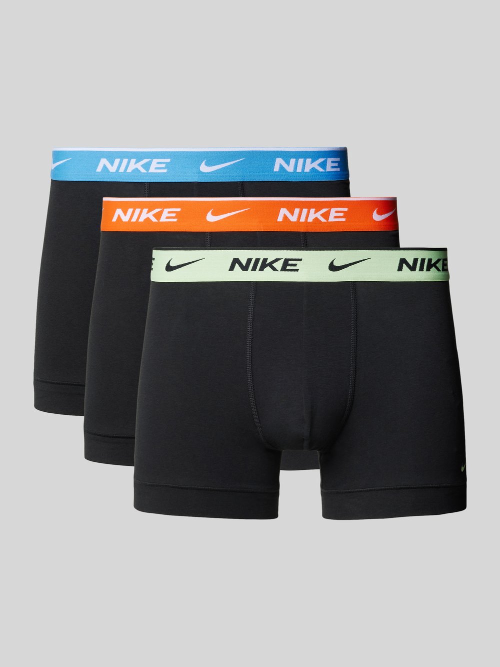 

Боксеры с эластичной резинкой на поясе, модель «E-DAY», в упаковке 3 шт Nike, черный
