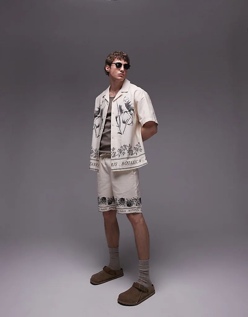 

Шорты Topman coord бежевого цвета с принтом