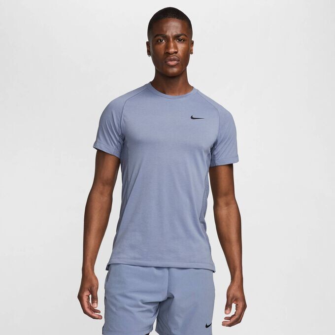 

Гибкий репс тренировочной рубашки Nike, серый