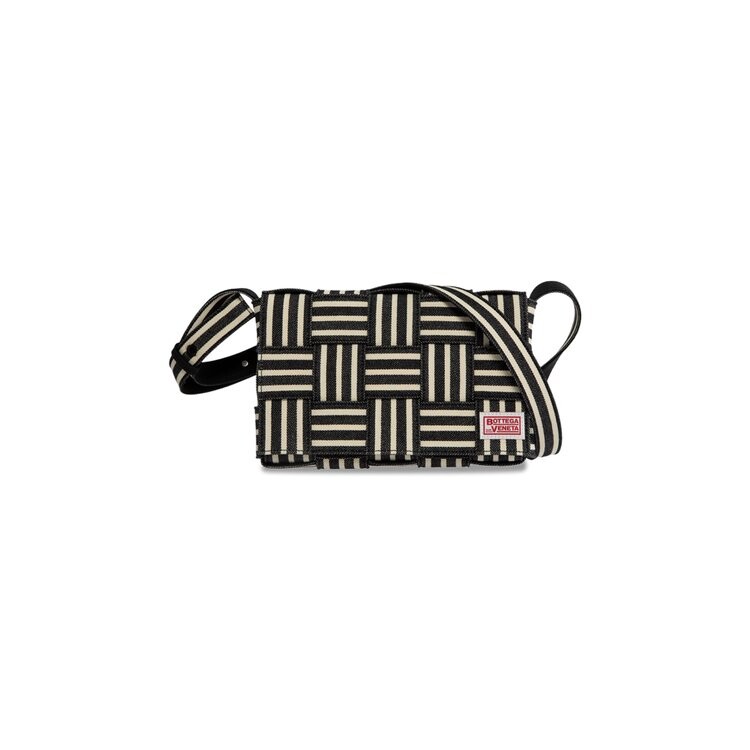 

Сумка Bottega Veneta Cassette, цвет Navy/White