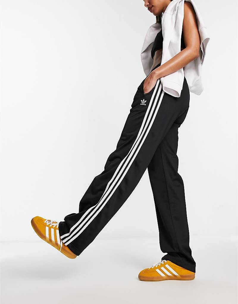 

adidas Originals – Firebird – Черные джоггеры