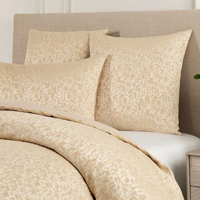 

Подушка Fragment Woven Jacquard Euro Sham Donna Karan, золотой