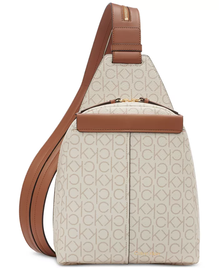 

Millie Signature Convertible Sling Backpack — рюкзак-слинг Millie Signature Convertible Calvin Klein, коричневый