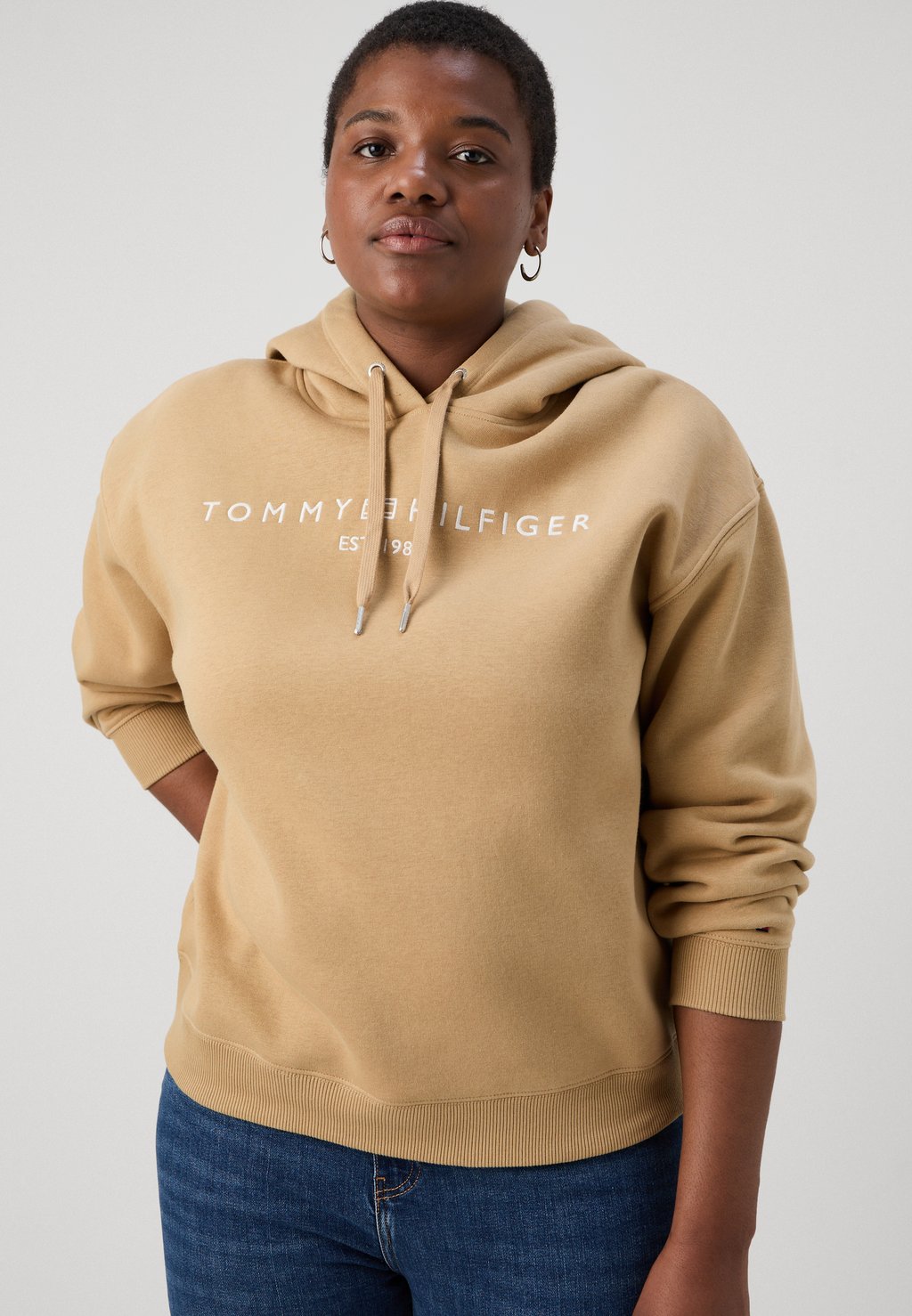 

Спортивный свитер LOGO HOODIE Tommy Hilfiger, цвет Classic Khaki