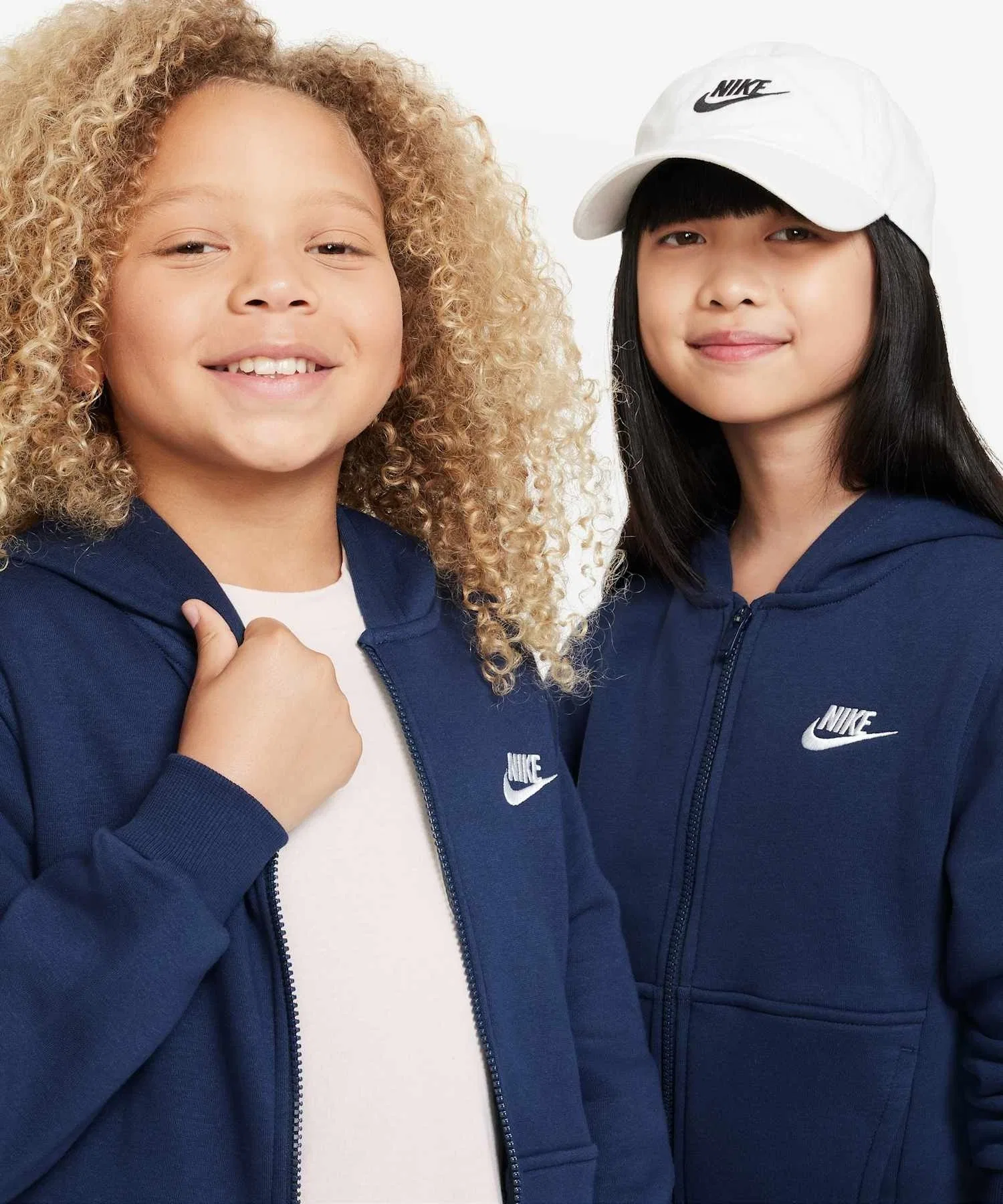 Детская флисовая толстовка Nike Sportswear Club на молнии / Детская флисовая толстовка Nike Sportswear Club на молнии FD3004-410, темно-синий цвет — фото 3