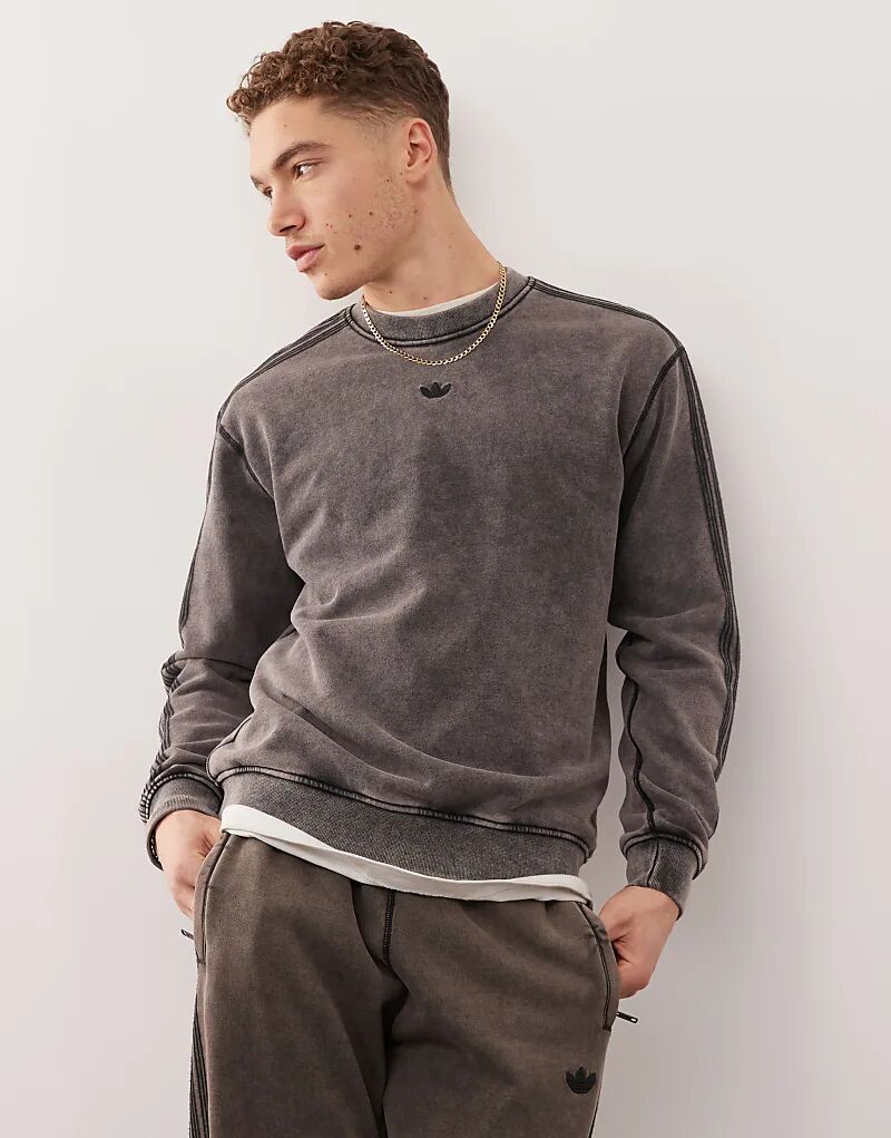 

Толстовка adidas Originals Premium Essentials серого цвета