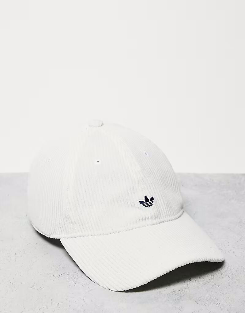 

Бейсболка Adidas Originals вельветовая белого цвета