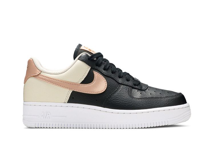 Кроссовки Nike Wmns Air Force 1 '07 'Black Metallic Red Bronze', черный — фото 2