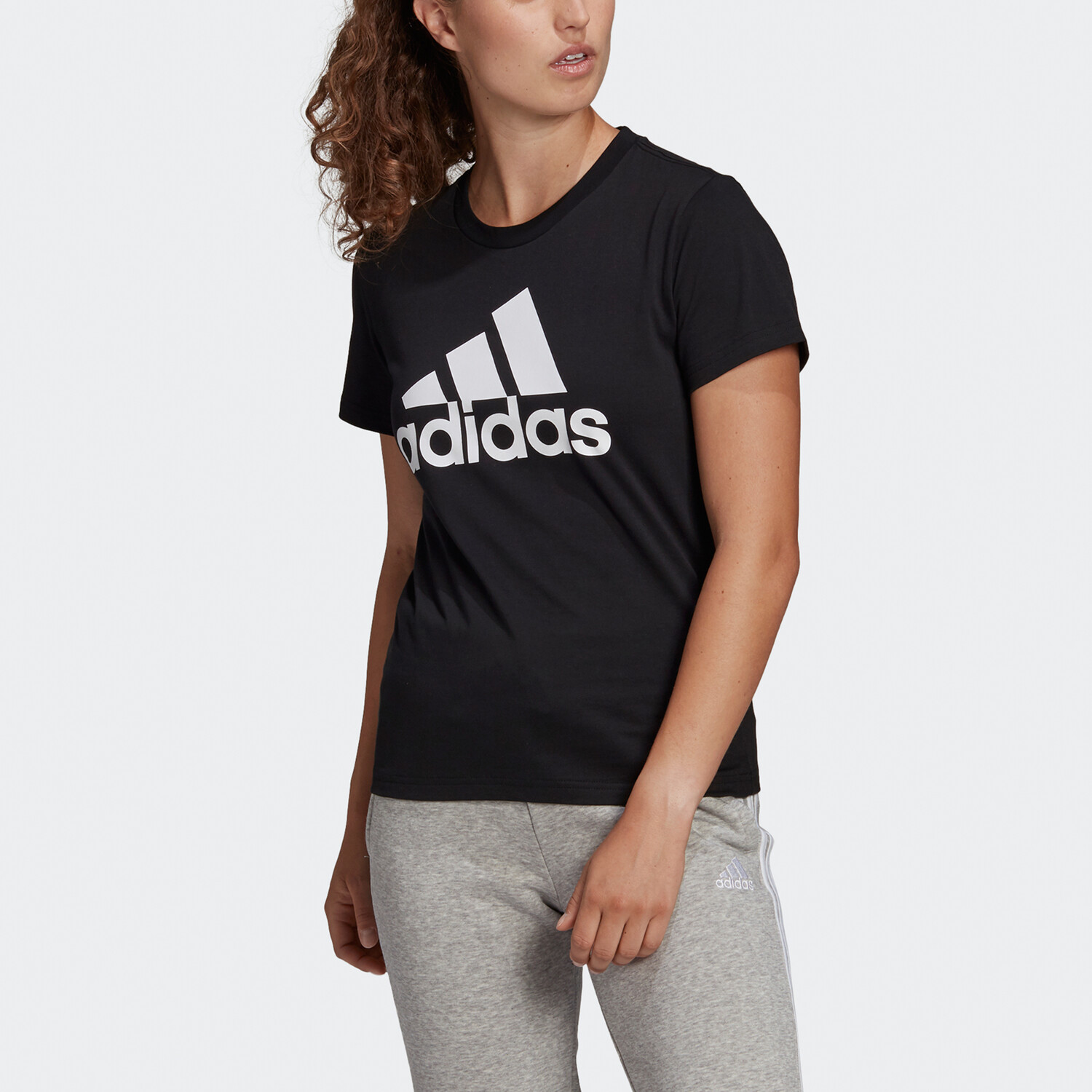 Женская футболка с логотипом Essentials, черная Adidas — фото 4