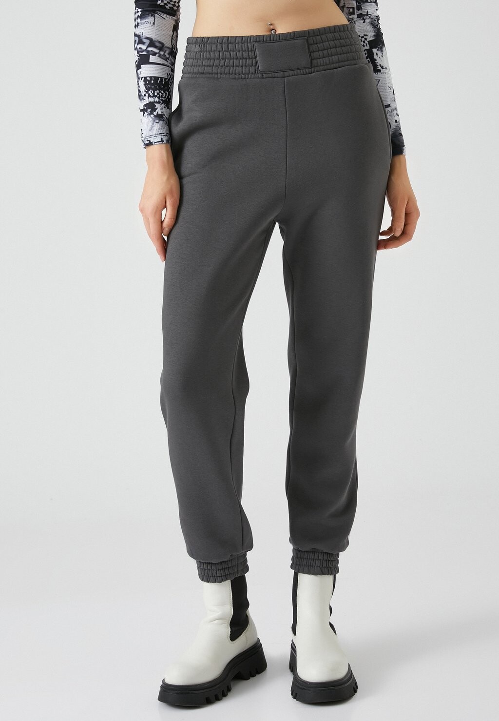 

Спортивные брюки POCKET DETAIL JOGGER Koton, серый