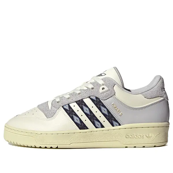 

Кроссовки hikari shibata x rivalry low 86 Adidas, белый