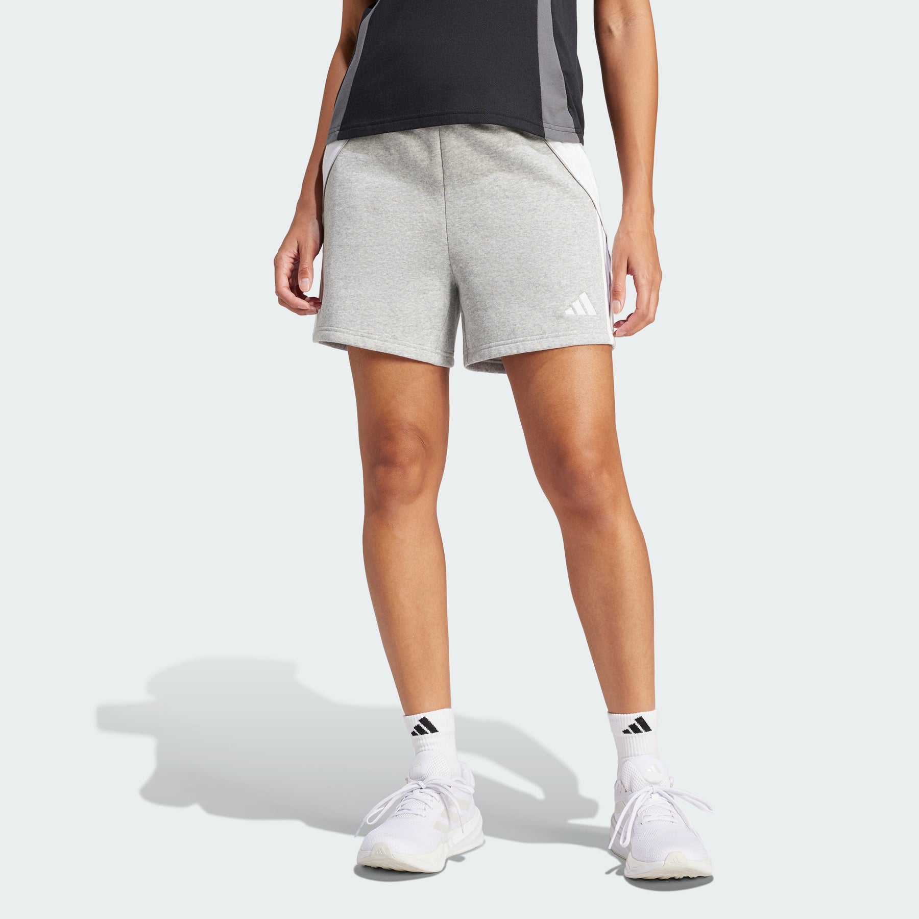 

Спортивные шорты Tiro 24 Adidas, medium grey heather/white
