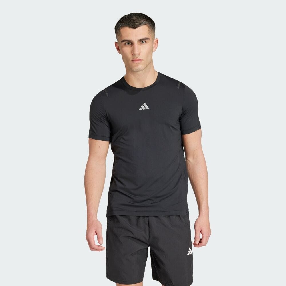 

Футболка Adidas Cool Feel Short Sleeve T-Shirt, черный