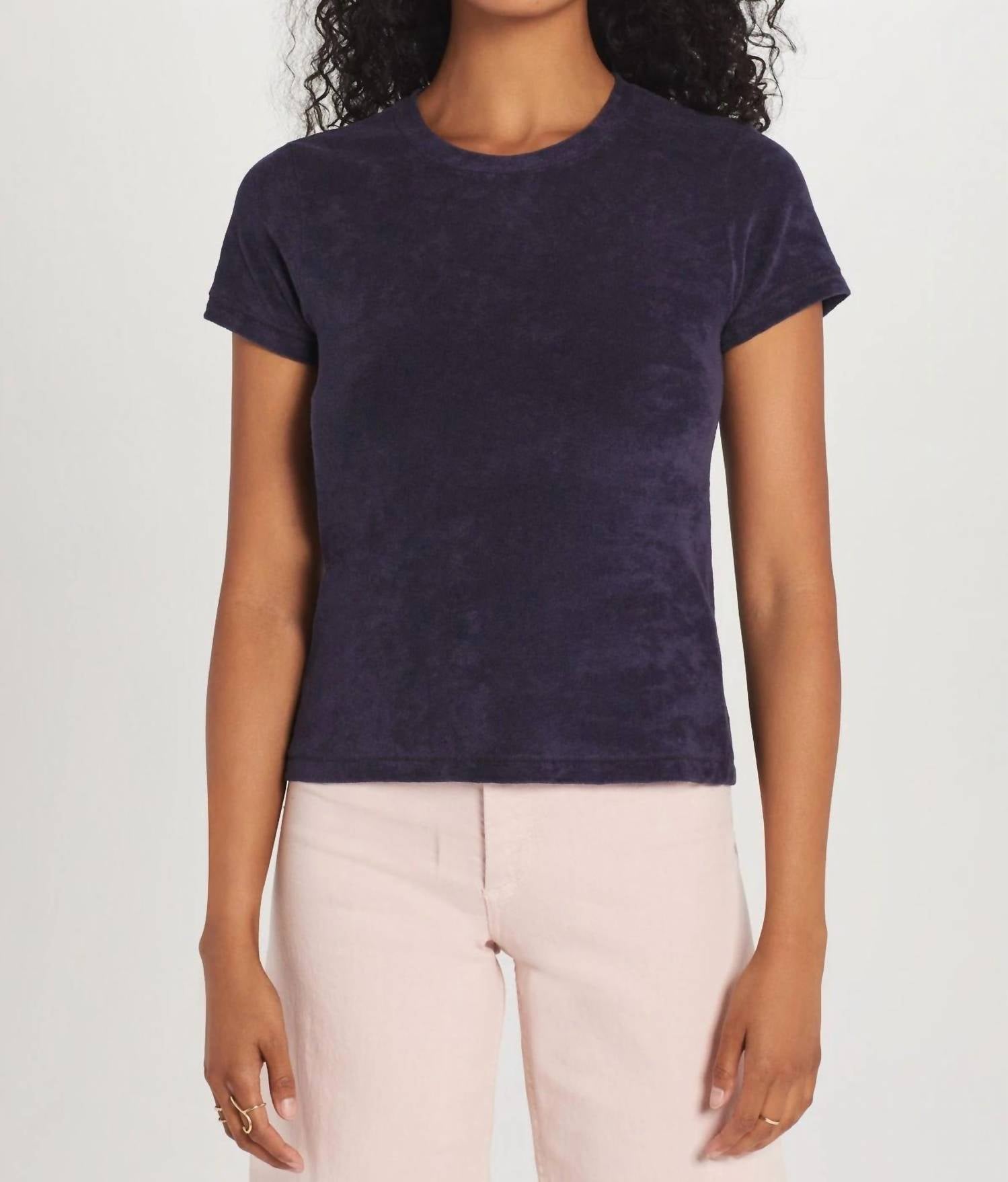 

Футболка из микрофибры в темно-синем цвете GOLDIE