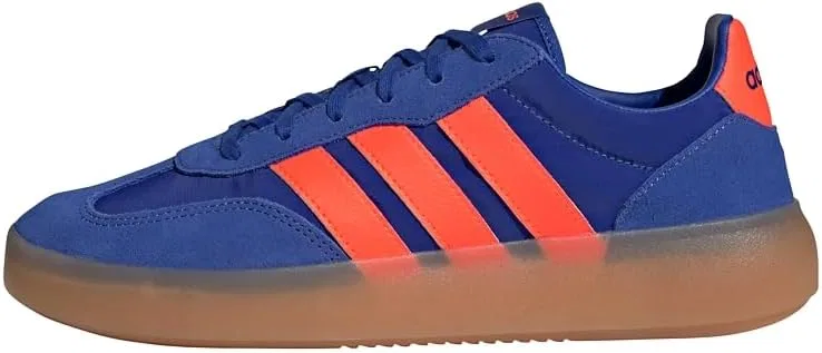 Женские кроссовки Adidas Barreda