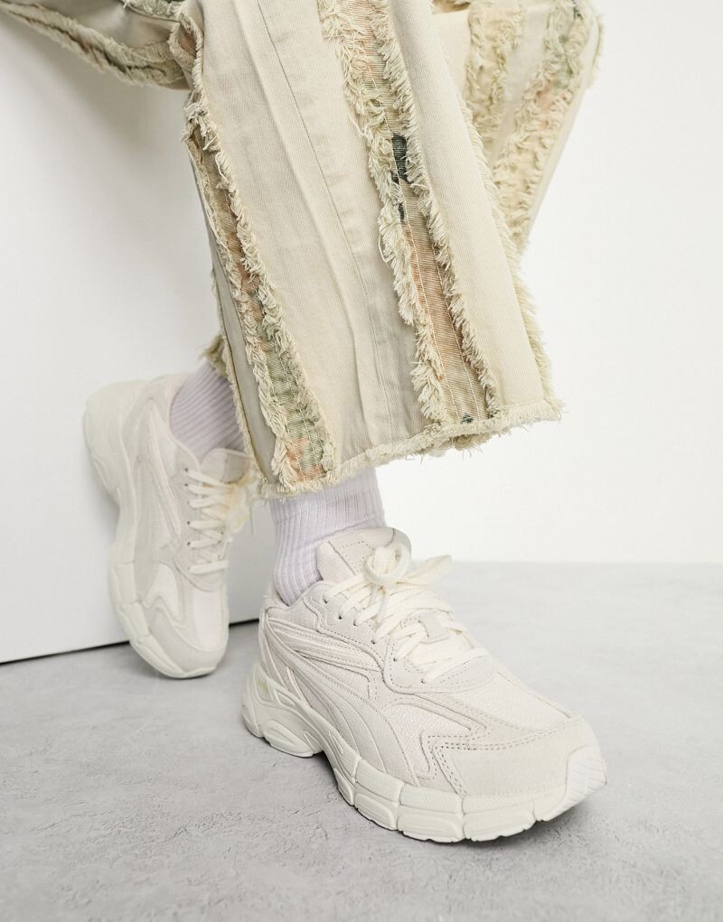

Белоснежные кроссовки PUMA Teveris Nitro Blank Canvas